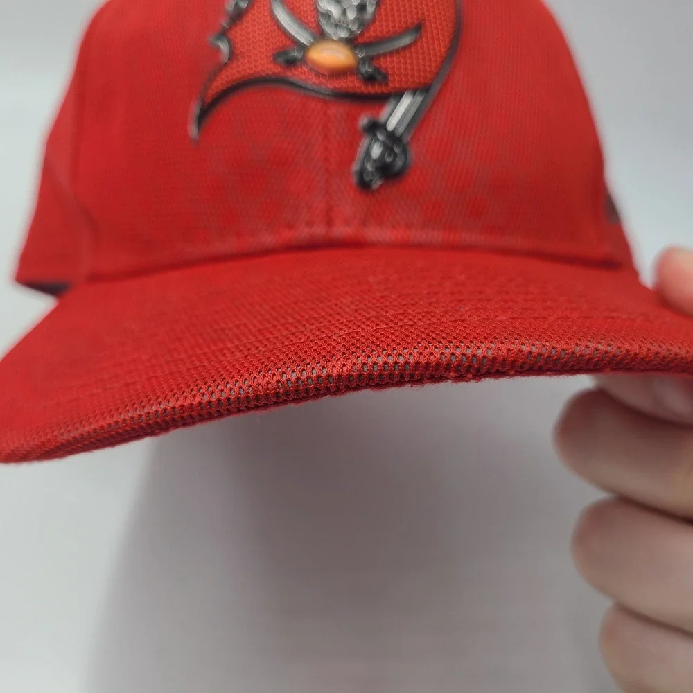 Youth Tampa Bay Buccaneers Hat Snapback New Era 9Fifty Red NFL Football Boys